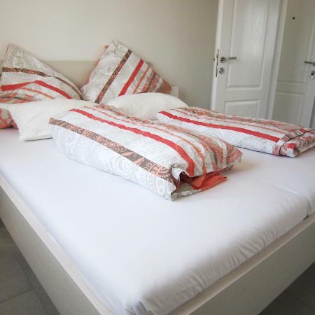 M&B Guest House Srima Dış mekan fotoğraf
